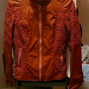 Brown adorable Jacket size M. Ni